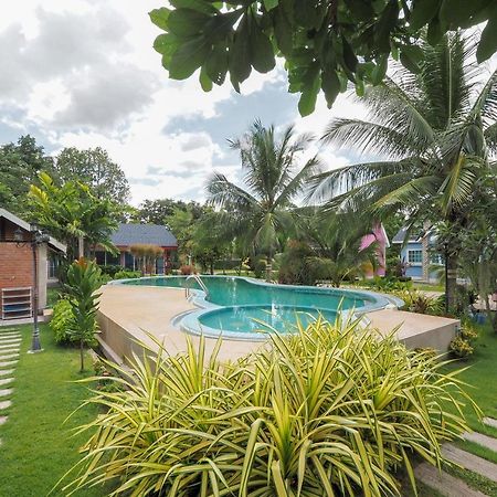 Oyo 75339 Full Frame Resort Kanchanaburi Exterior foto